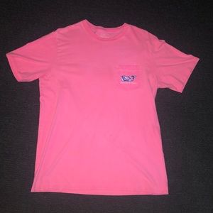 Vineyard vines tee